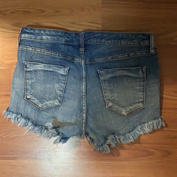 High rise shorts - Picture 2 of 3